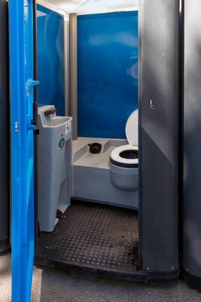 Best Portable restroom trailer rental  in Mount Cob, PA